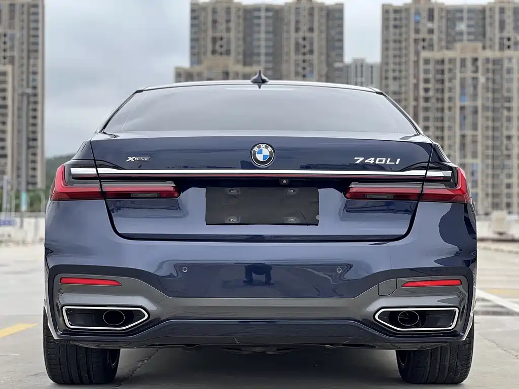 BMW 7 Series 2021 — фото 15