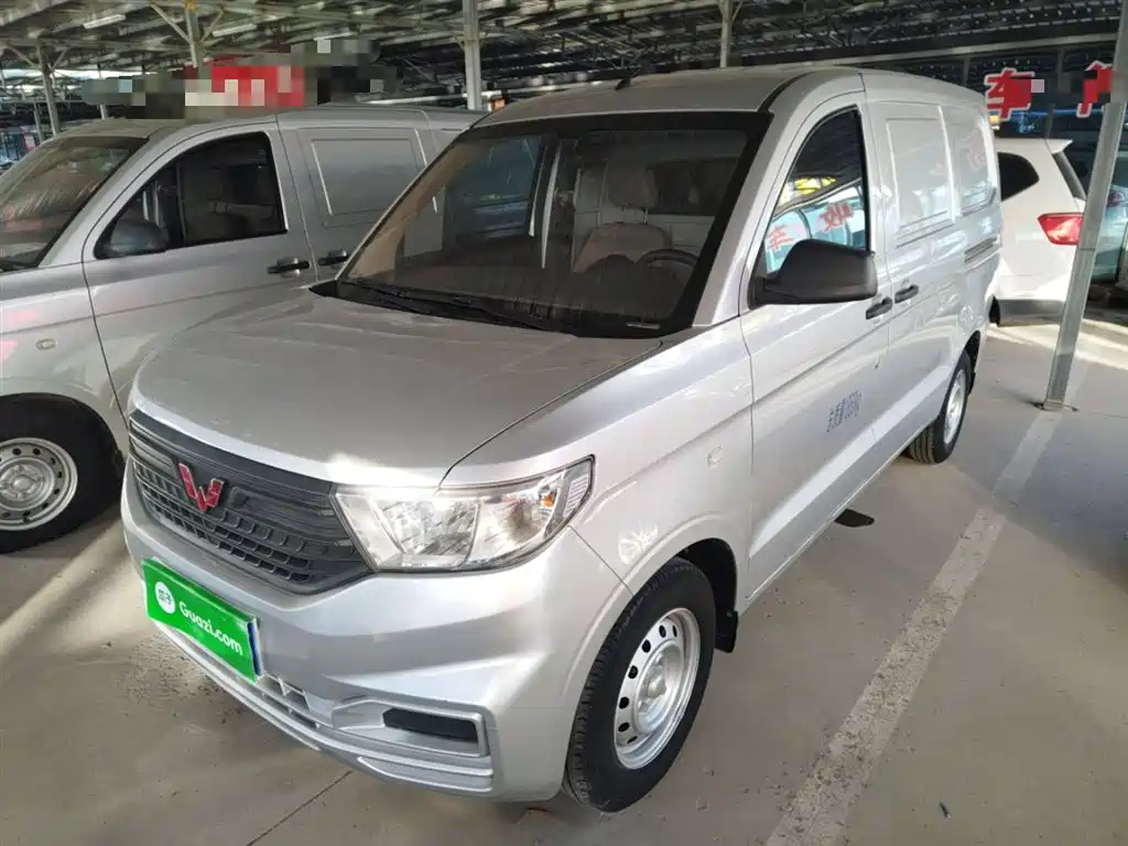 Wuling Hongguang V 2022 — фото 2