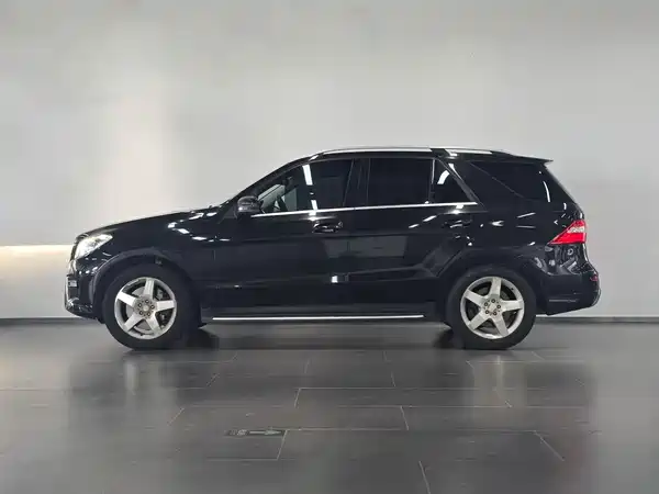 Mercedes-Benz M-Class 2013