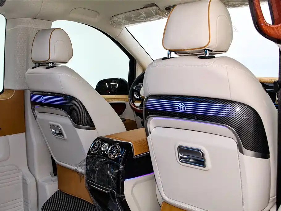 Mercedes-Benz Vito 2023 — фото 21