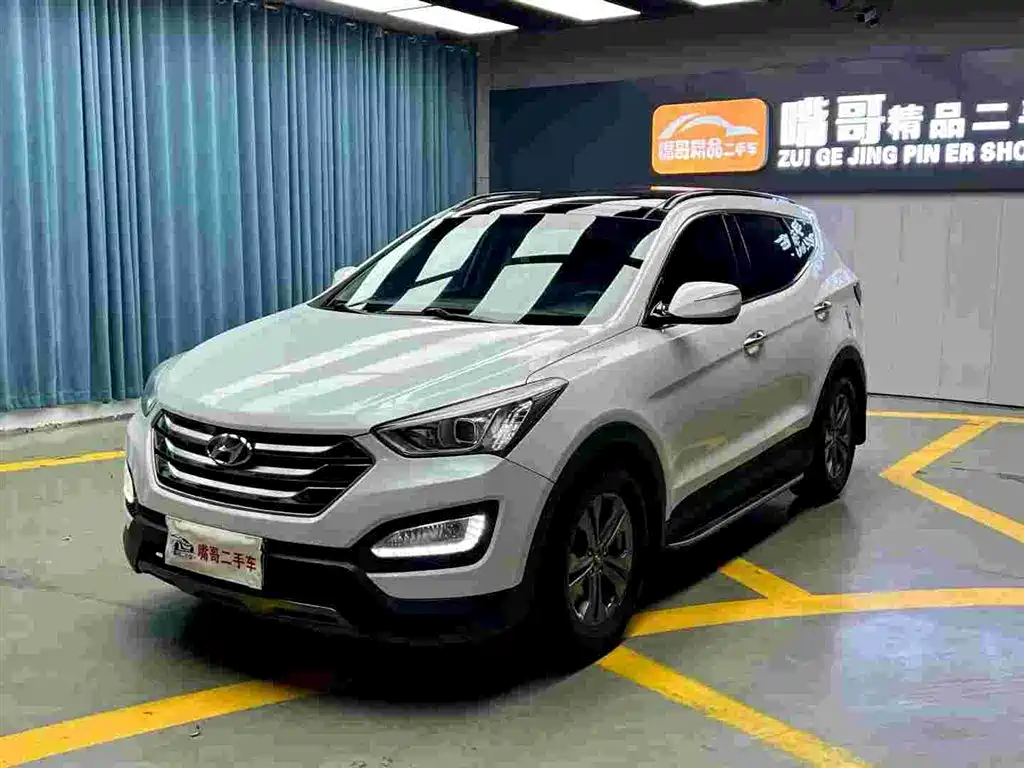 Hyundai Santa Fe 2016