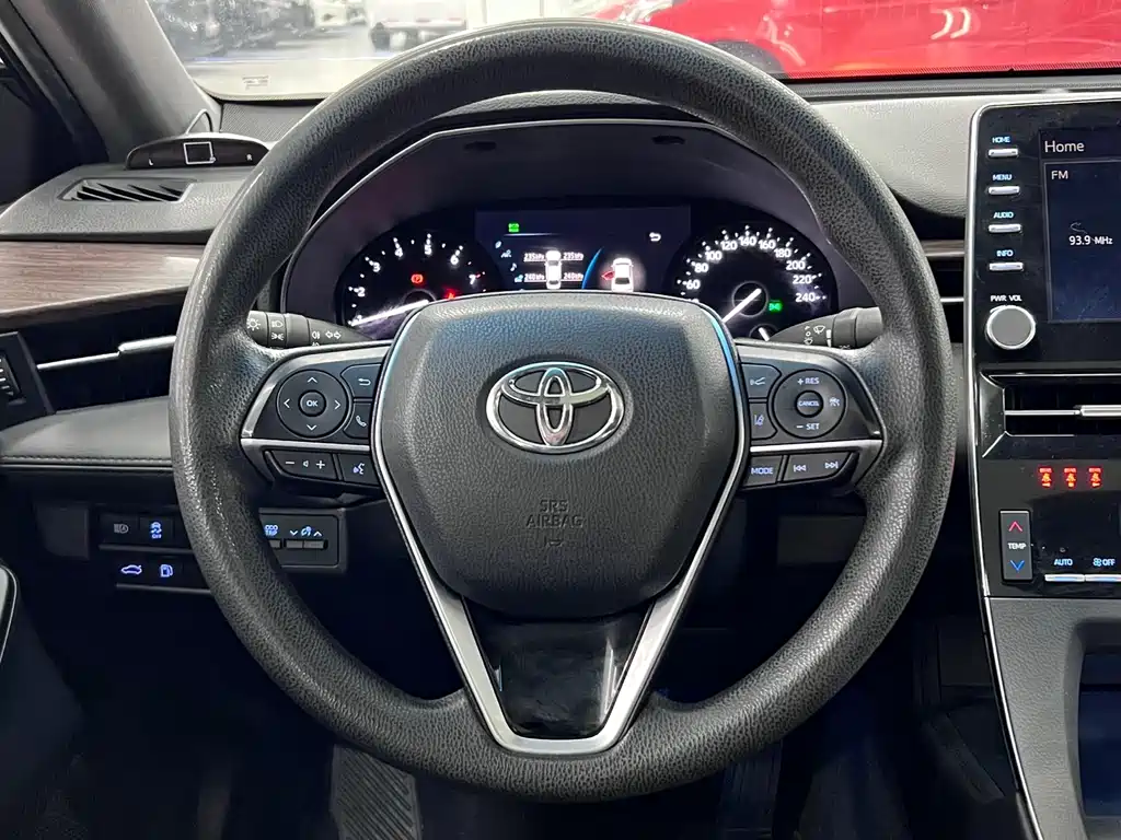 Toyota Avalon 2020 — фото 14