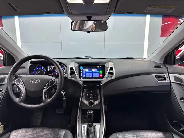 Hyundai Elantra Langdong 2017
