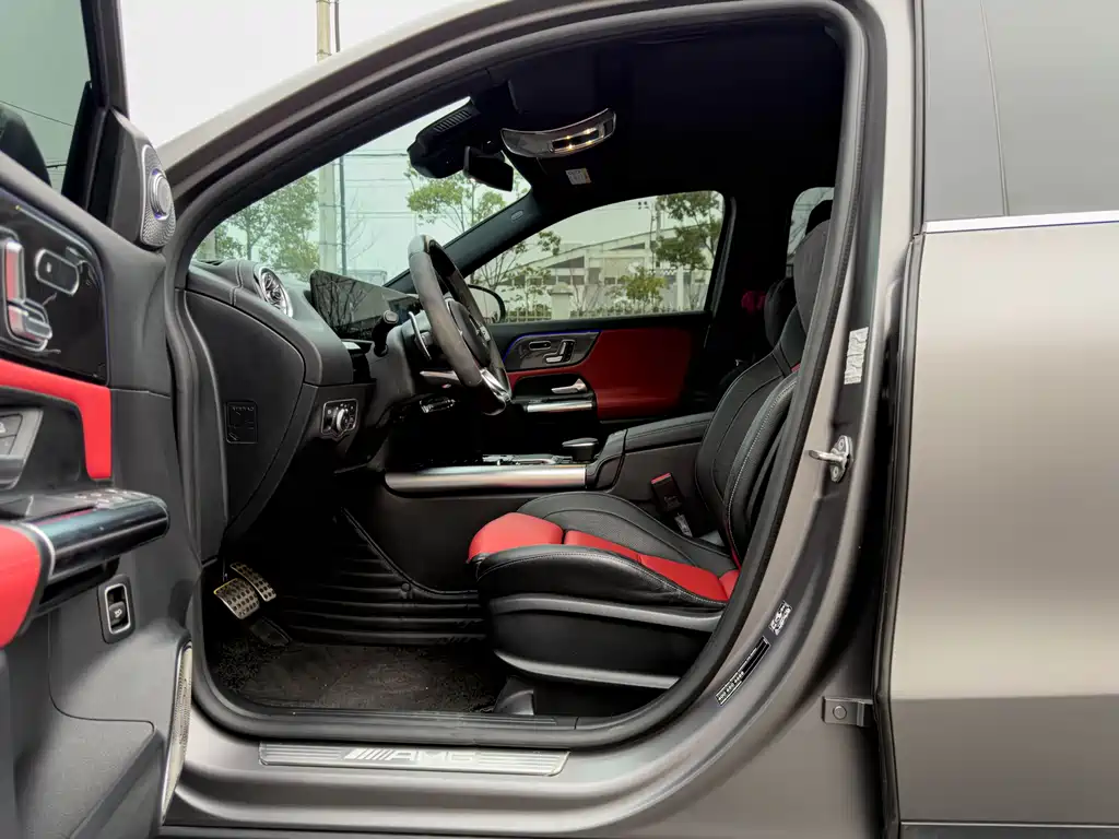 Mercedes-Benz GLA AMG 2023 — фото 25