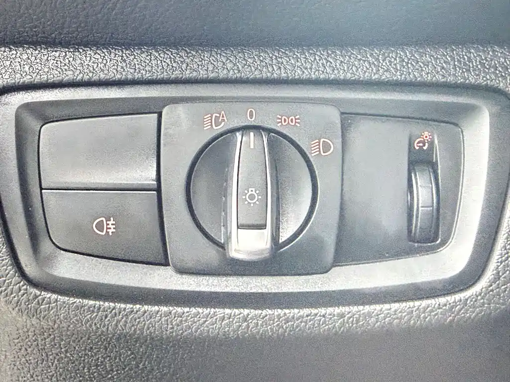 BMW 1 Series 2022 — фото 14