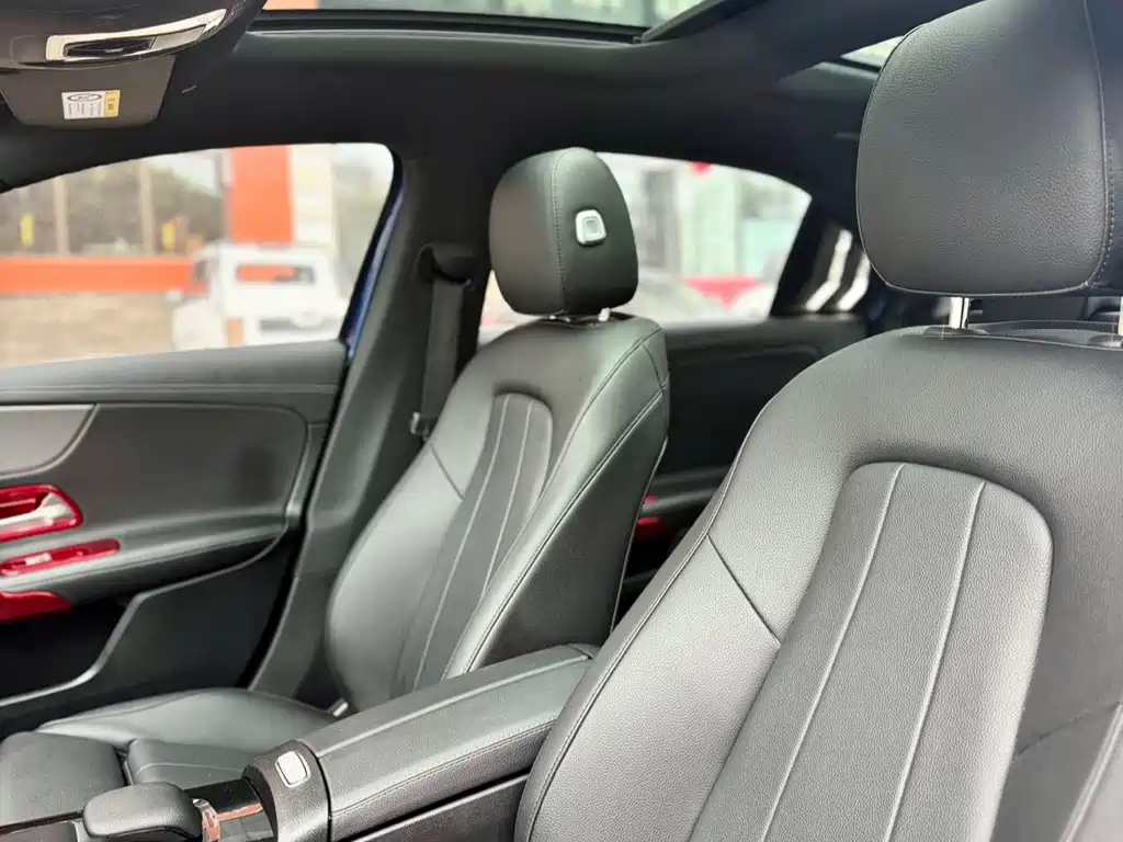Mercedes-Benz A-Class 2021 — фото 18