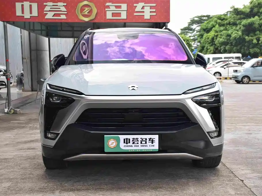 NIO ES8 2020
