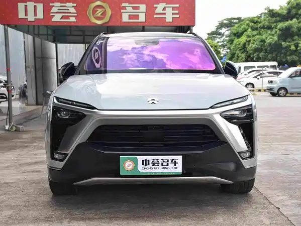NIO ES8 2020