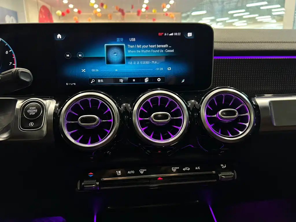 Mercedes-Benz GLB 2020 — фото 15