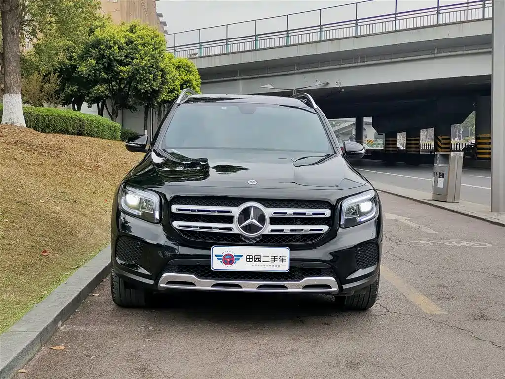 Mercedes-Benz GLB 2023 — фото 2