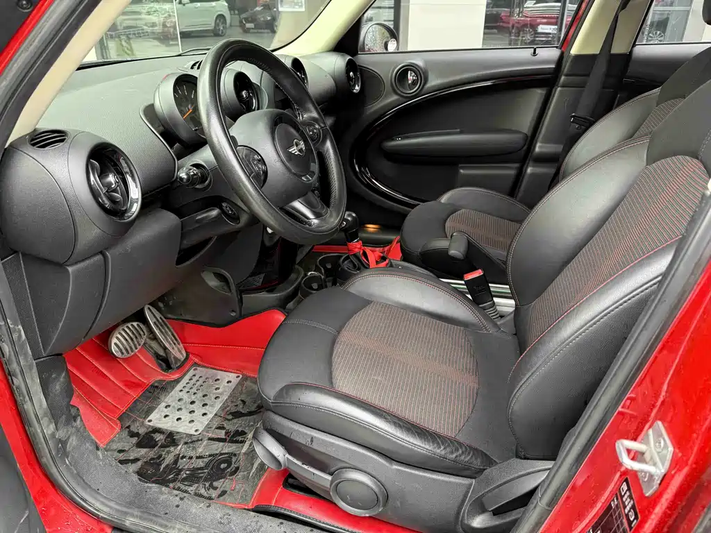 MINI Countryman 2015 — фото 12
