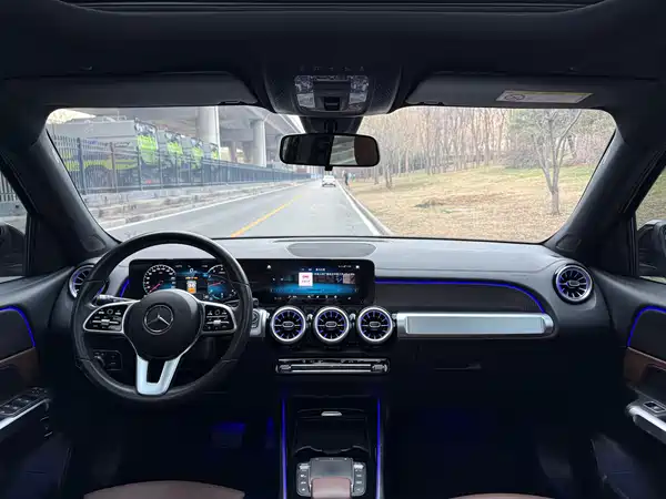 Mercedes-Benz GLB 2022