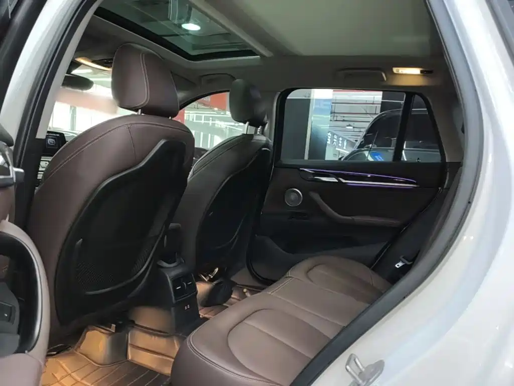 BMW X1 2022 — фото 17
