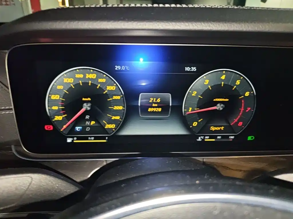 Mercedes-Benz E-Class 2016