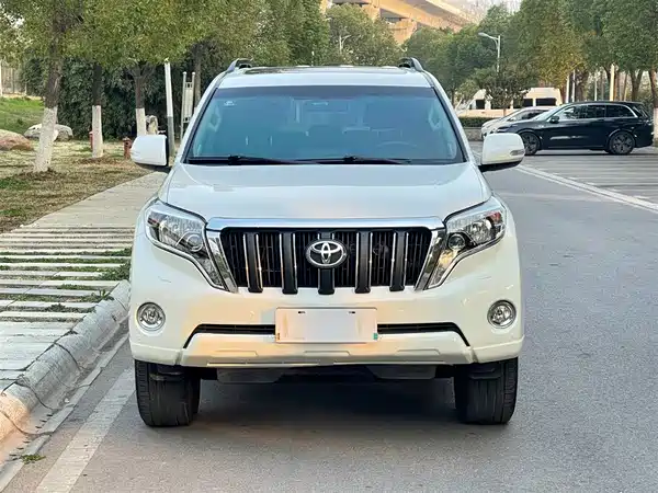 Toyota Prado 2016