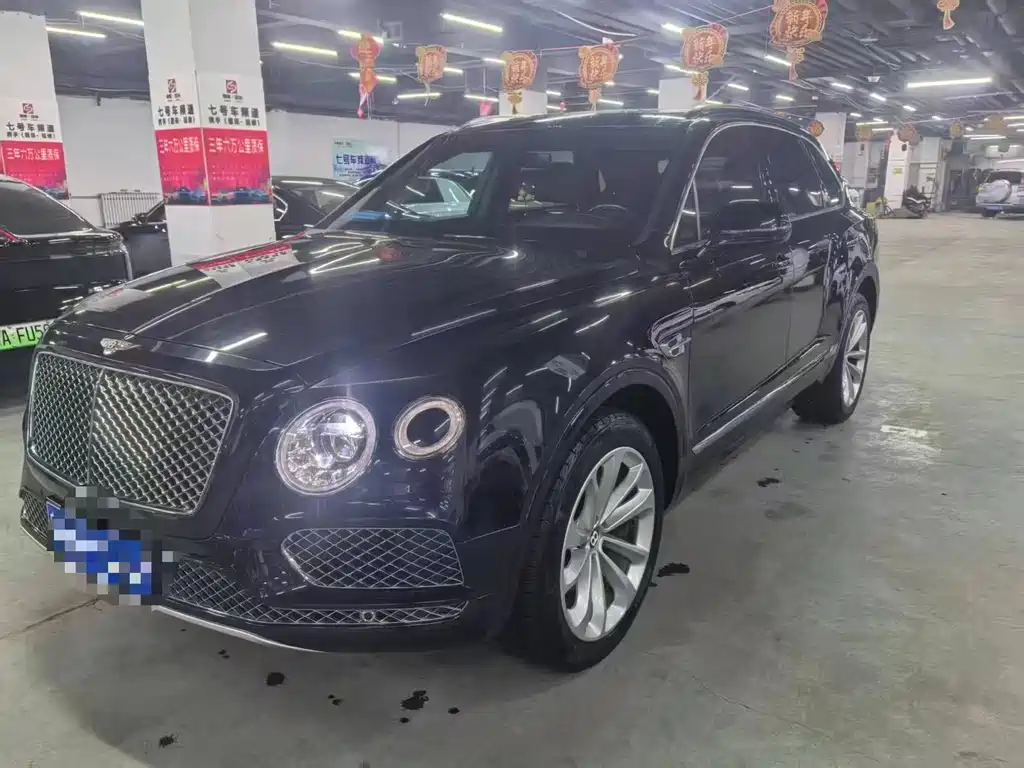 Bentley Bentayga 2020 — фото 1