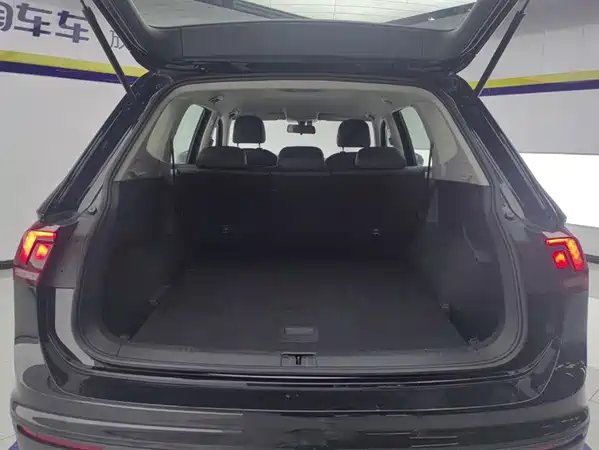 Volkswagen Tiguan L 2021