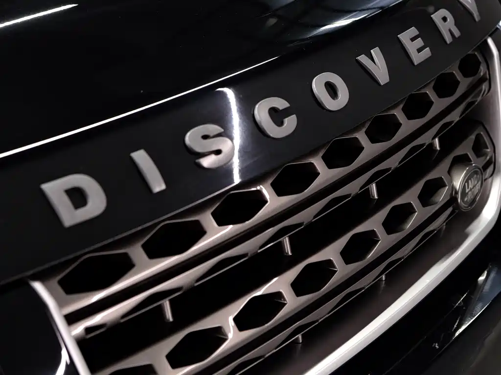 Land Rover Discovery 2016 — фото 20