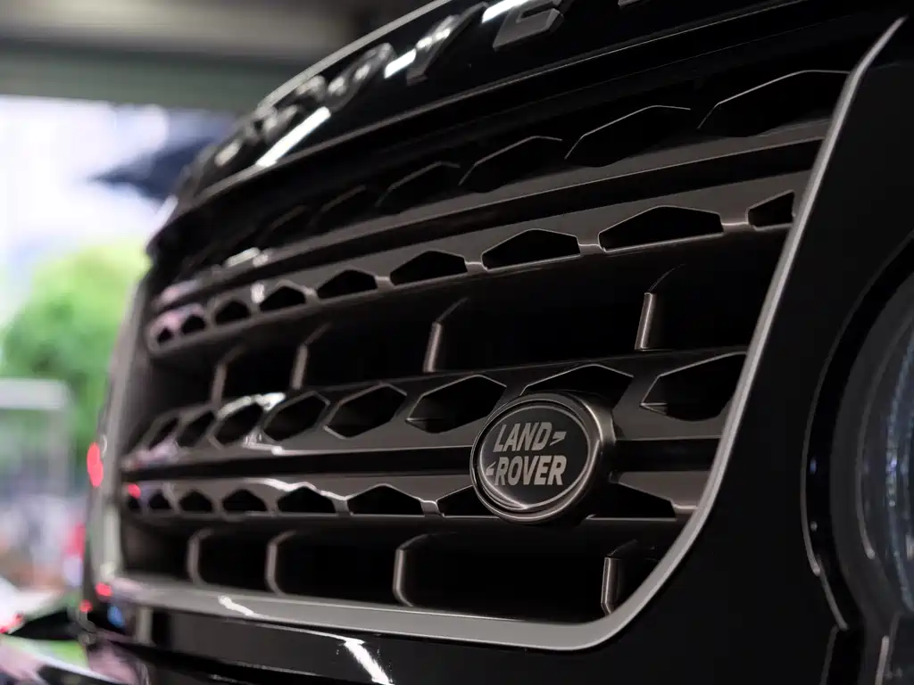 Land Rover Discovery 2016 — фото 8