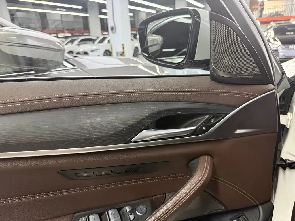 BMW 5 Series 2023
