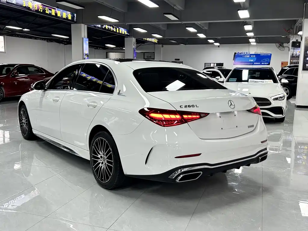 Mercedes-Benz C-Class 2022 — фото 4