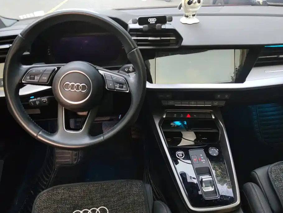 Audi A3 2022 — фото 12