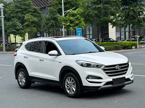 Hyundai Tucson 2015