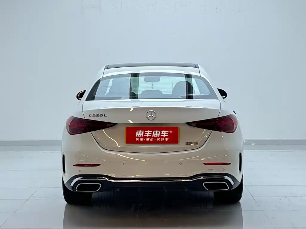 Mercedes-Benz C-Class 2023 — фото 6
