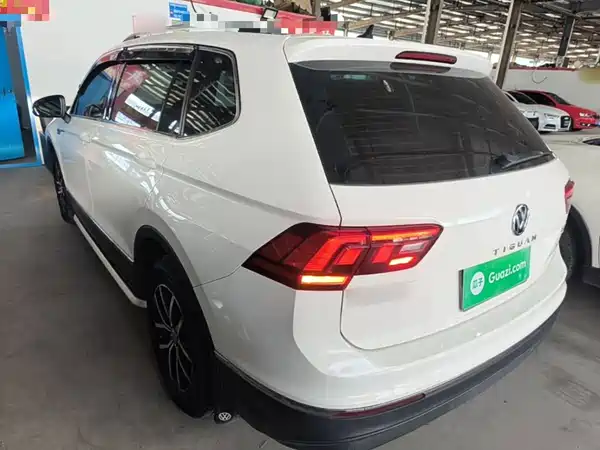 Volkswagen Tiguan L 2019