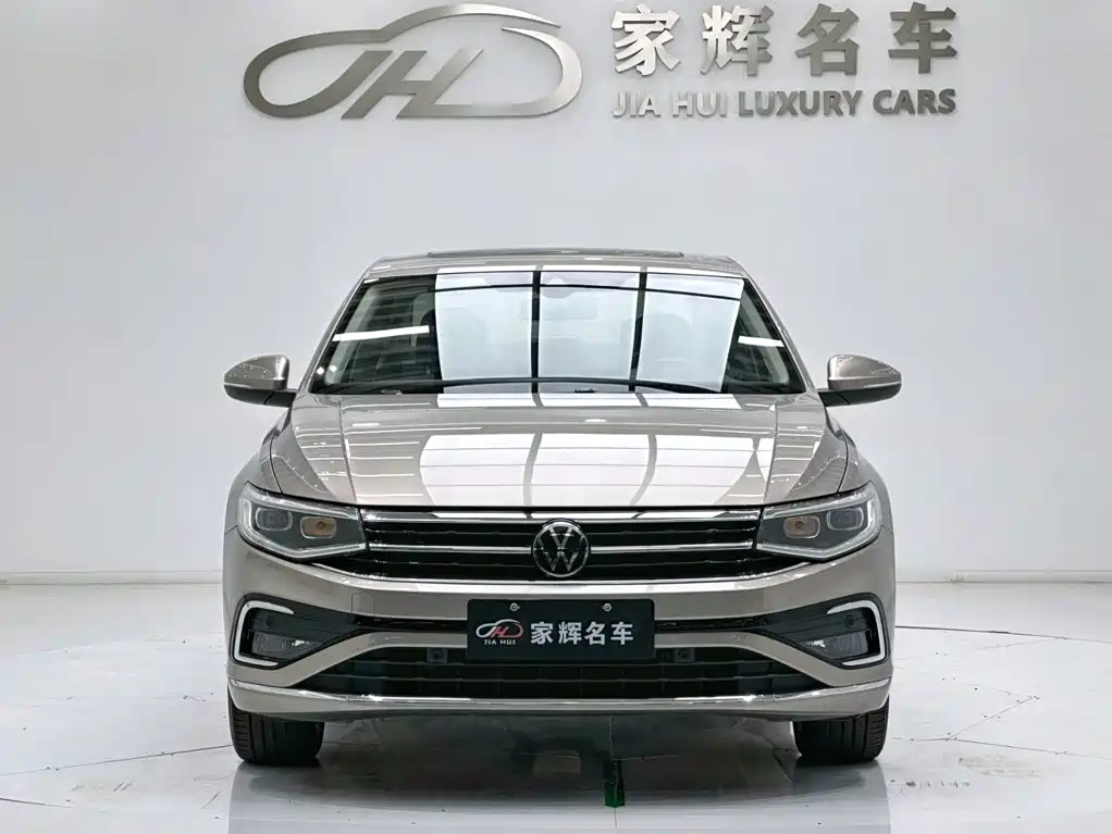 Volkswagen Bora 2023