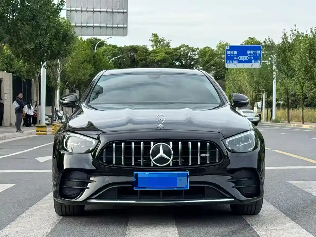 Mercedes-Benz E-Class 2021 — фото 2