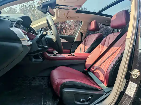 Hongqi H5 2024