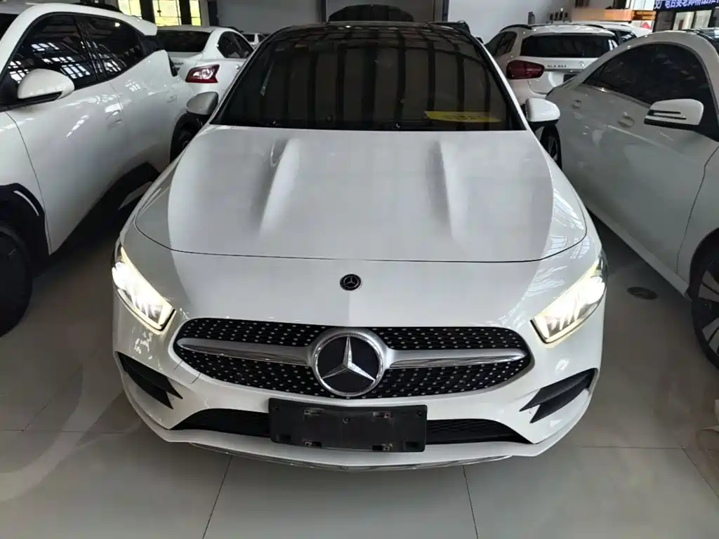 Mercedes-Benz A-Class 2020 — фото 3