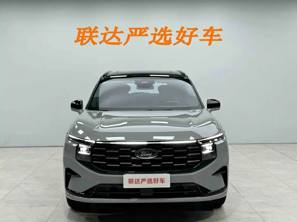 Ford Edge 2023 — фото 24