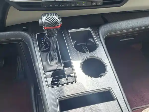 Toyota Sienna 2023