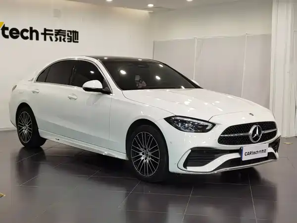 Mercedes-Benz C-Class 2025