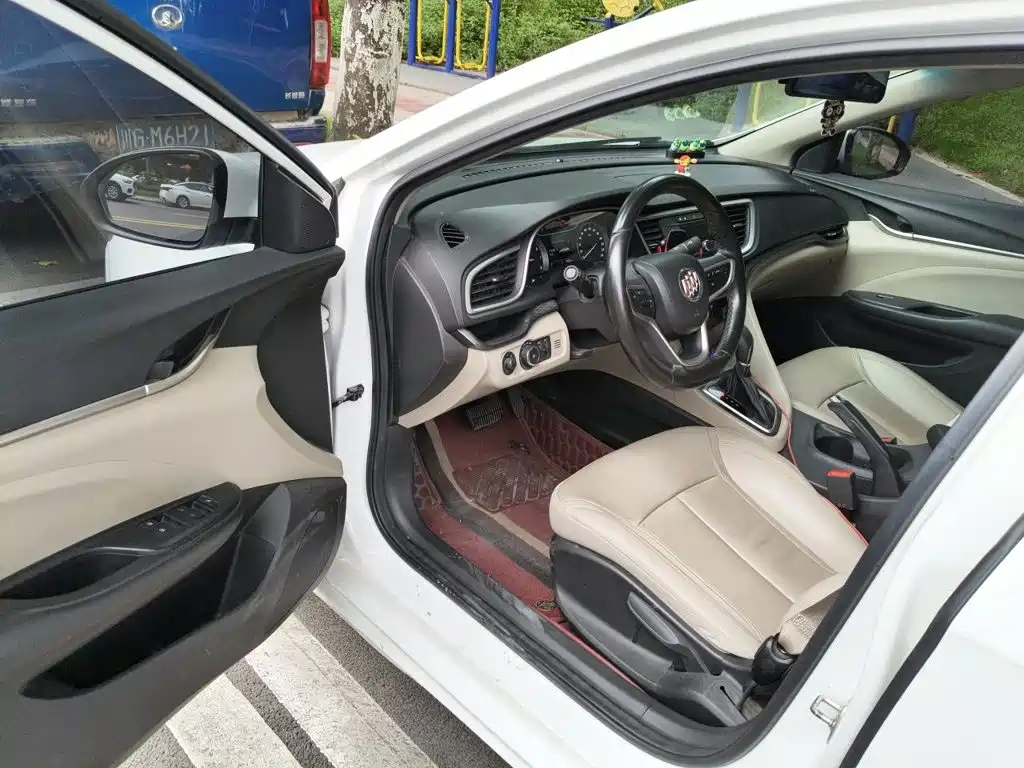 Buick Excelle GT 2017 — фото 17