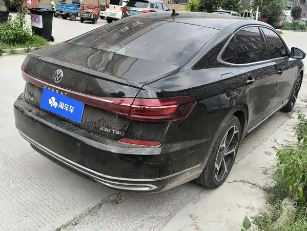 Volkswagen Passat 2023