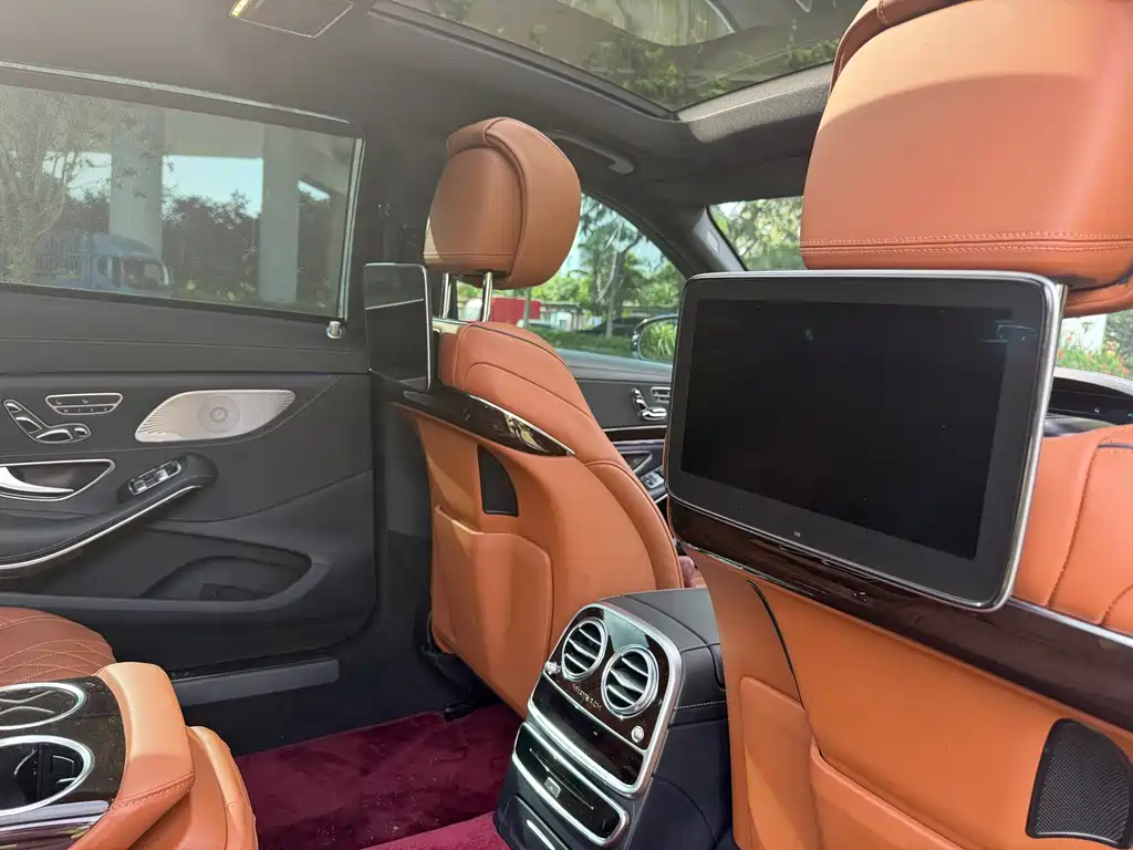 Mercedes-Benz Maybach S-Class 2020 — фото 12