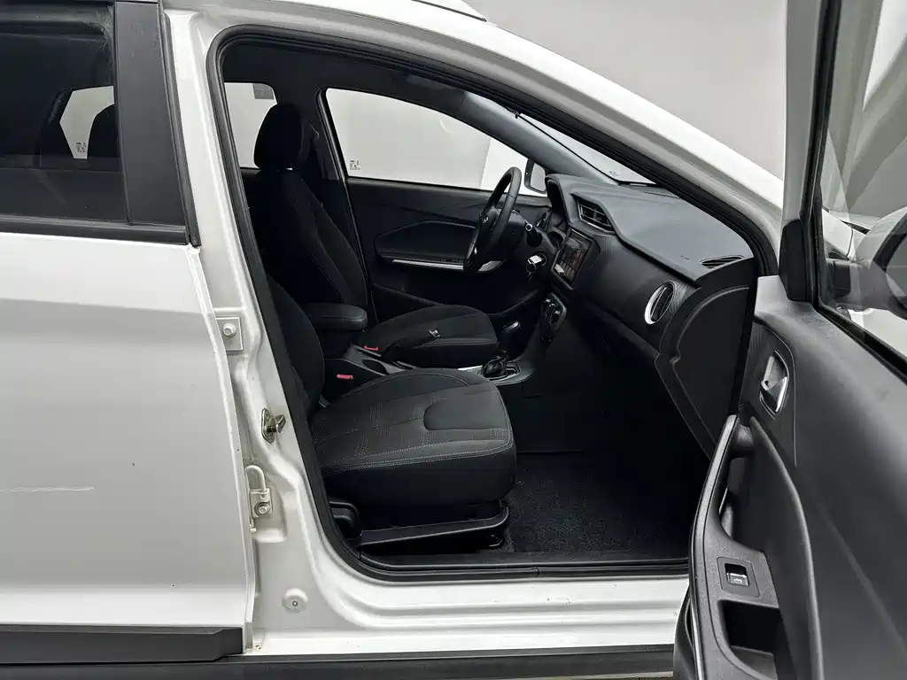 Chery Tiggo 3x 2019 — фото 12