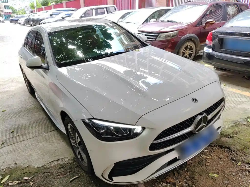 Mercedes-Benz C-Class 2022