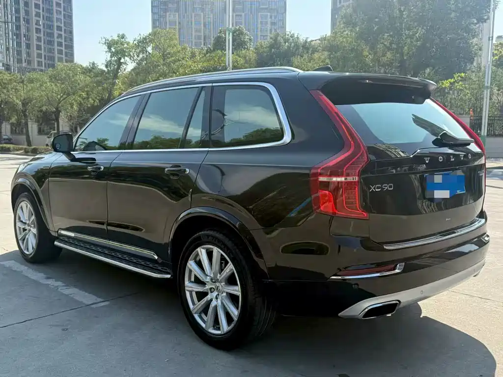 Volvo XC90 2019 — фото 5