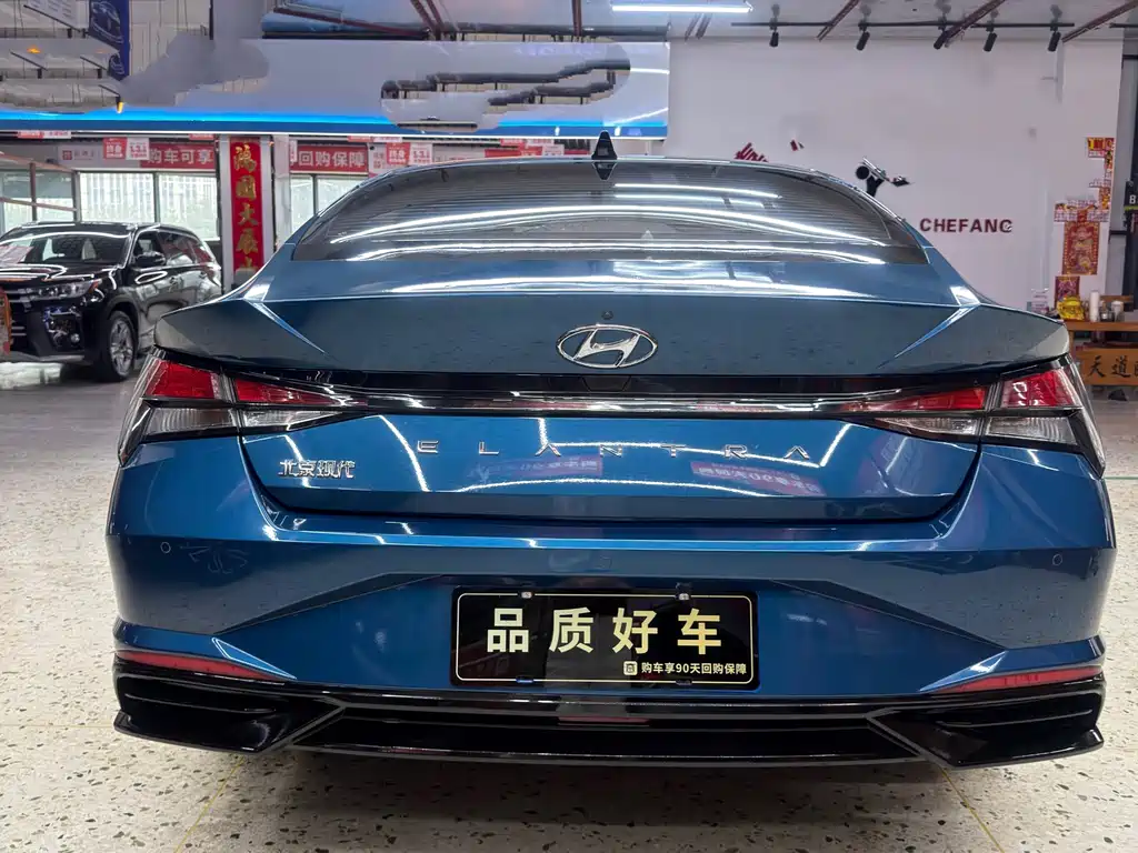 Hyundai Elantra 2023 — фото 31