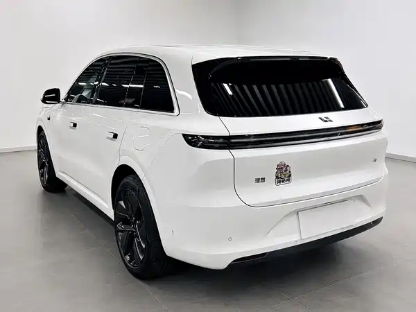 Li Auto L6 2024