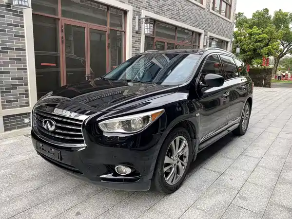 Infiniti JX 2013