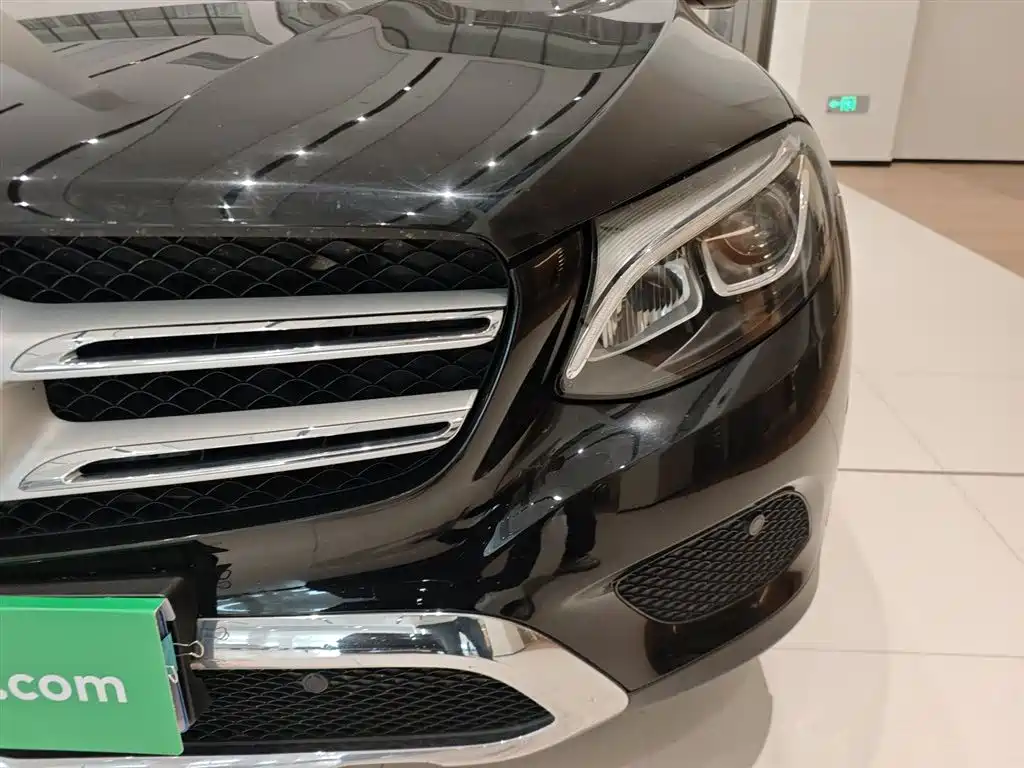 Mercedes-Benz GLC 2018 — фото 15