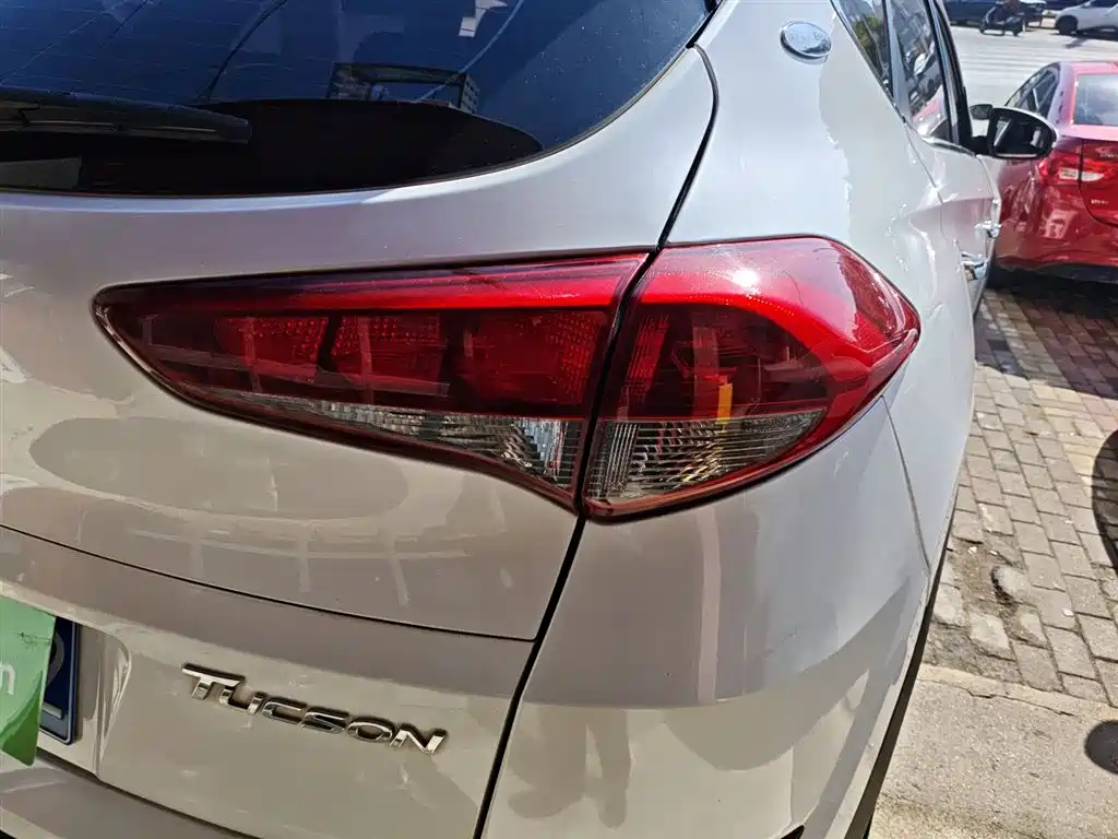 Hyundai Tucson 2018 — фото 24