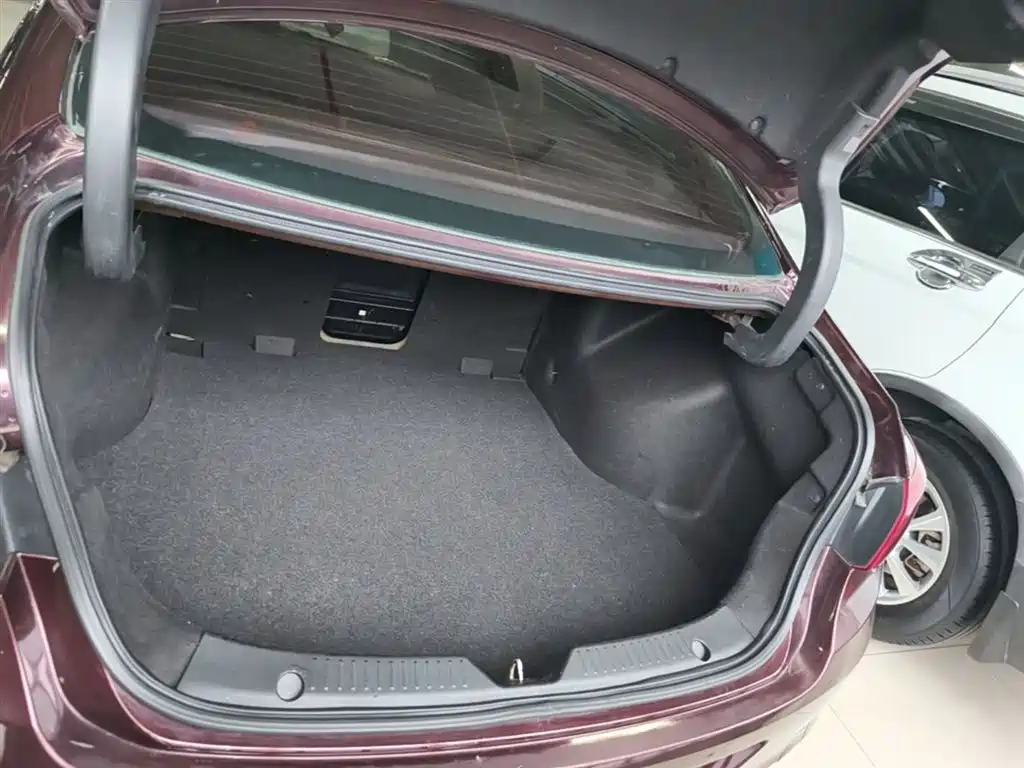GAC Motor Trumpchi GA6 2015 — фото 19