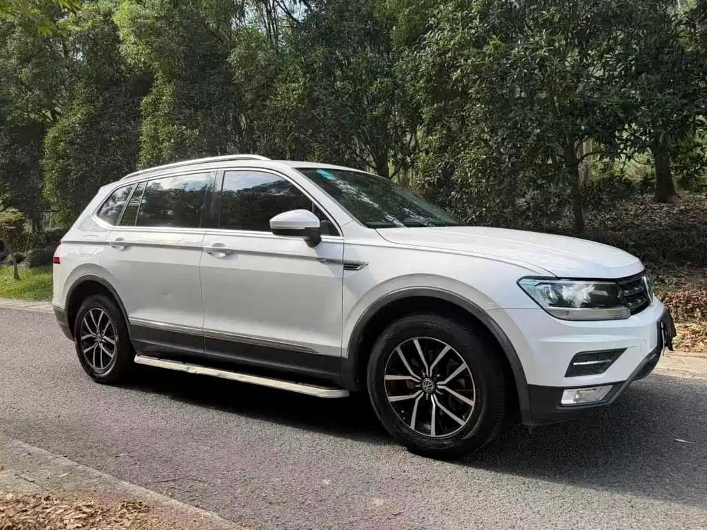 Volkswagen Tiguan L 2018 — фото 6