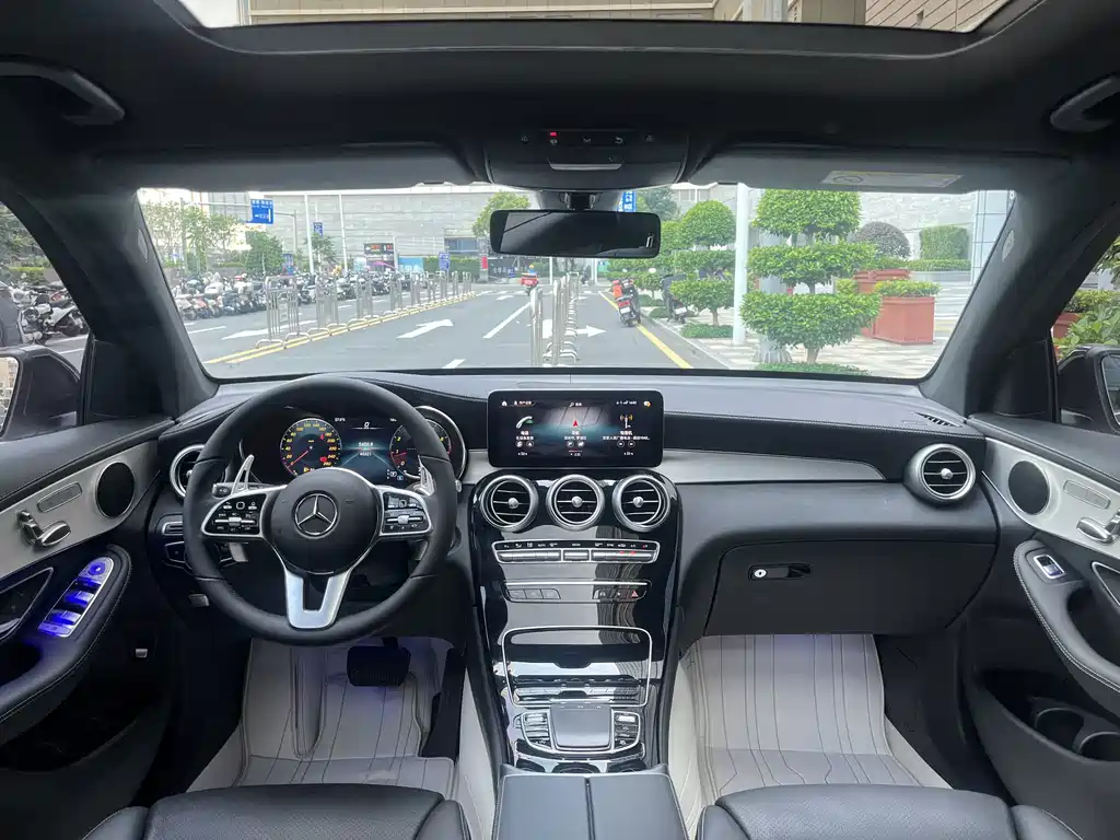 Mercedes-Benz GLC 2022 — фото 12